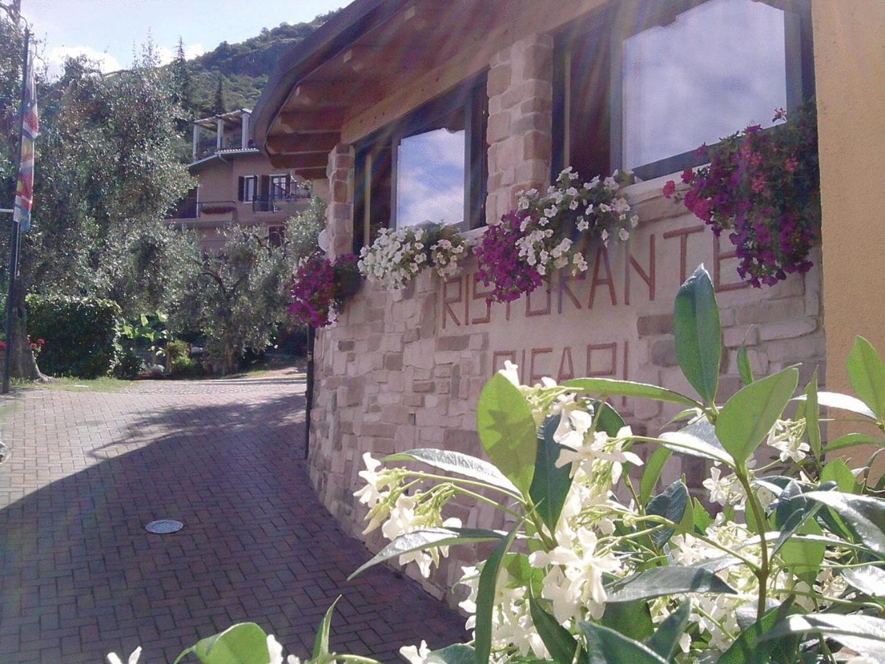 Locanda San Marco Torri Del Benaco Exteriör bild